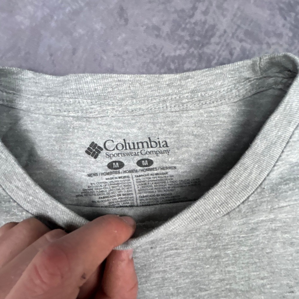 Columbia Sportswear Mens Medium Gray Graphic T-Shirt Vintage Y2K Gorpcore Skater - Picture 6 of 7